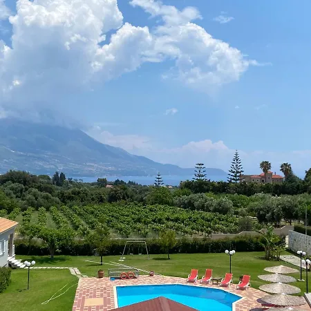 Poseidon Apartahotel 4*