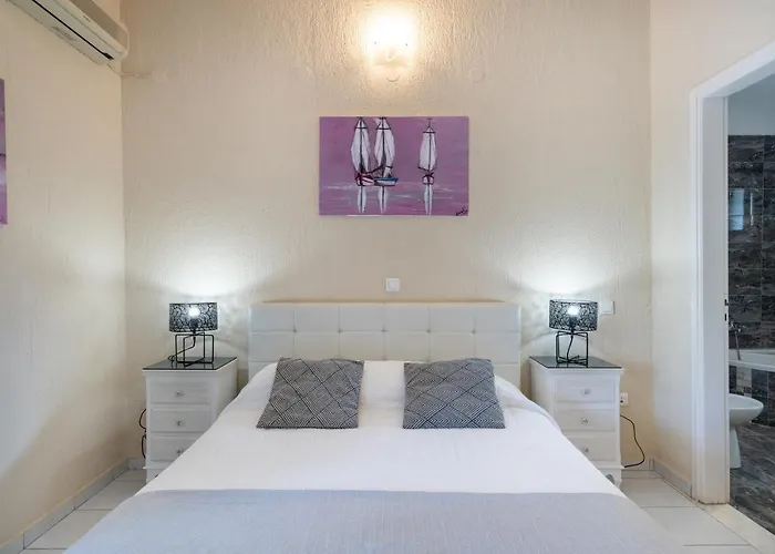 Aparthotel Poseidon 4*