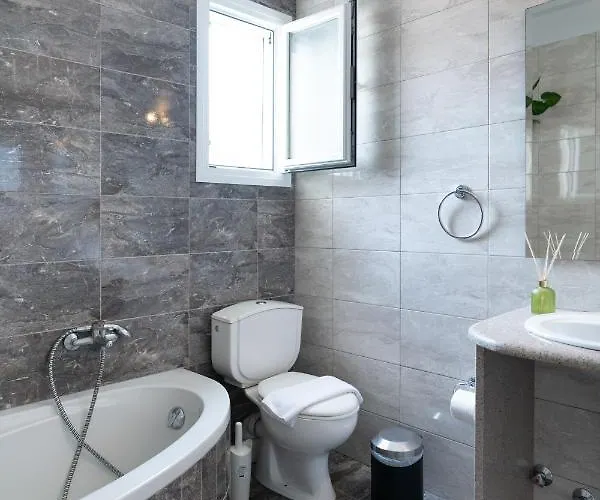 Poseidon Aparthotel 4*