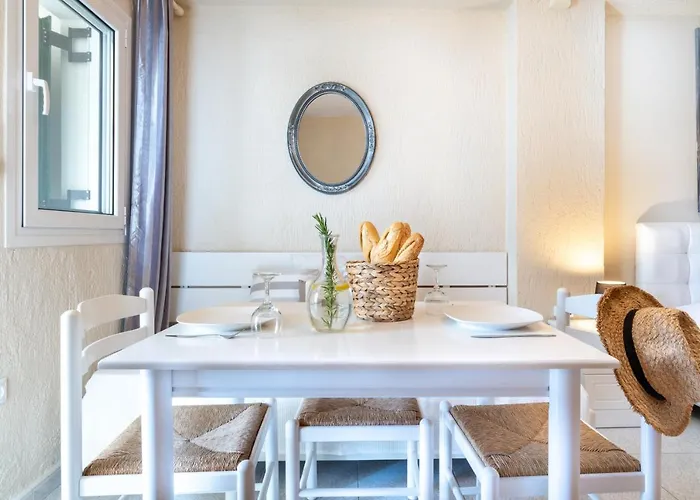 Aparthotel Poseidon 4*