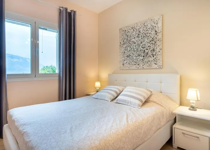 Poseidon Aparthotel