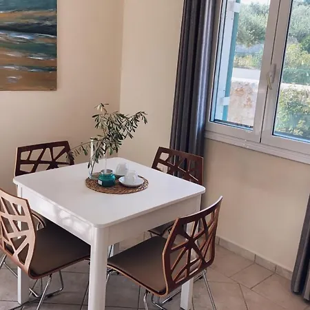 Poseidon Apart-hotel Spartià